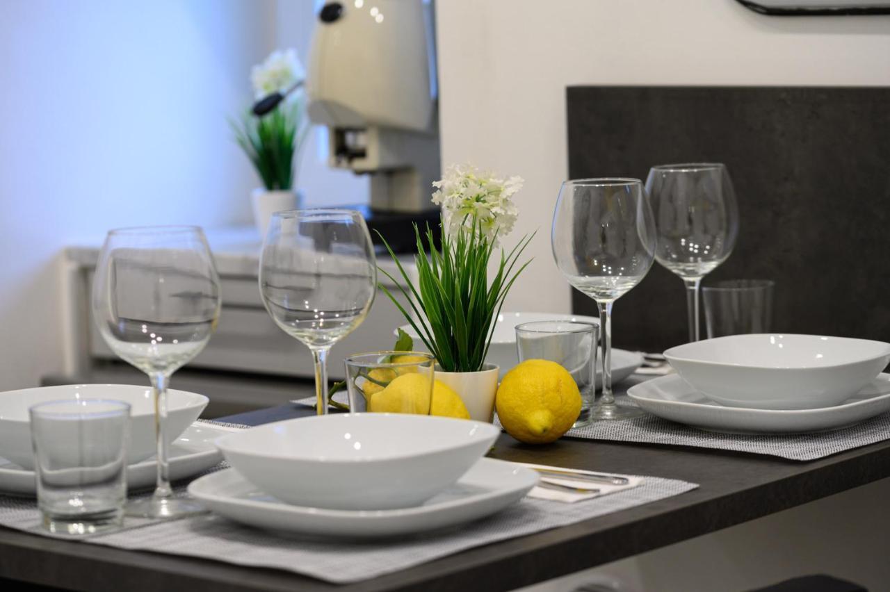 Luxury Apartment Salerno Center ภายนอก รูปภาพ
