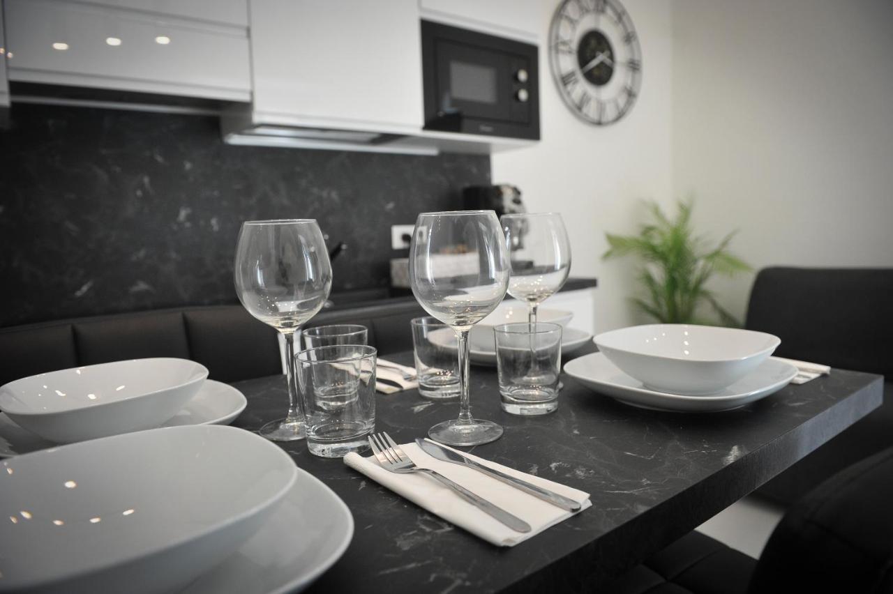 Luxury Apartment Salerno Center ภายนอก รูปภาพ