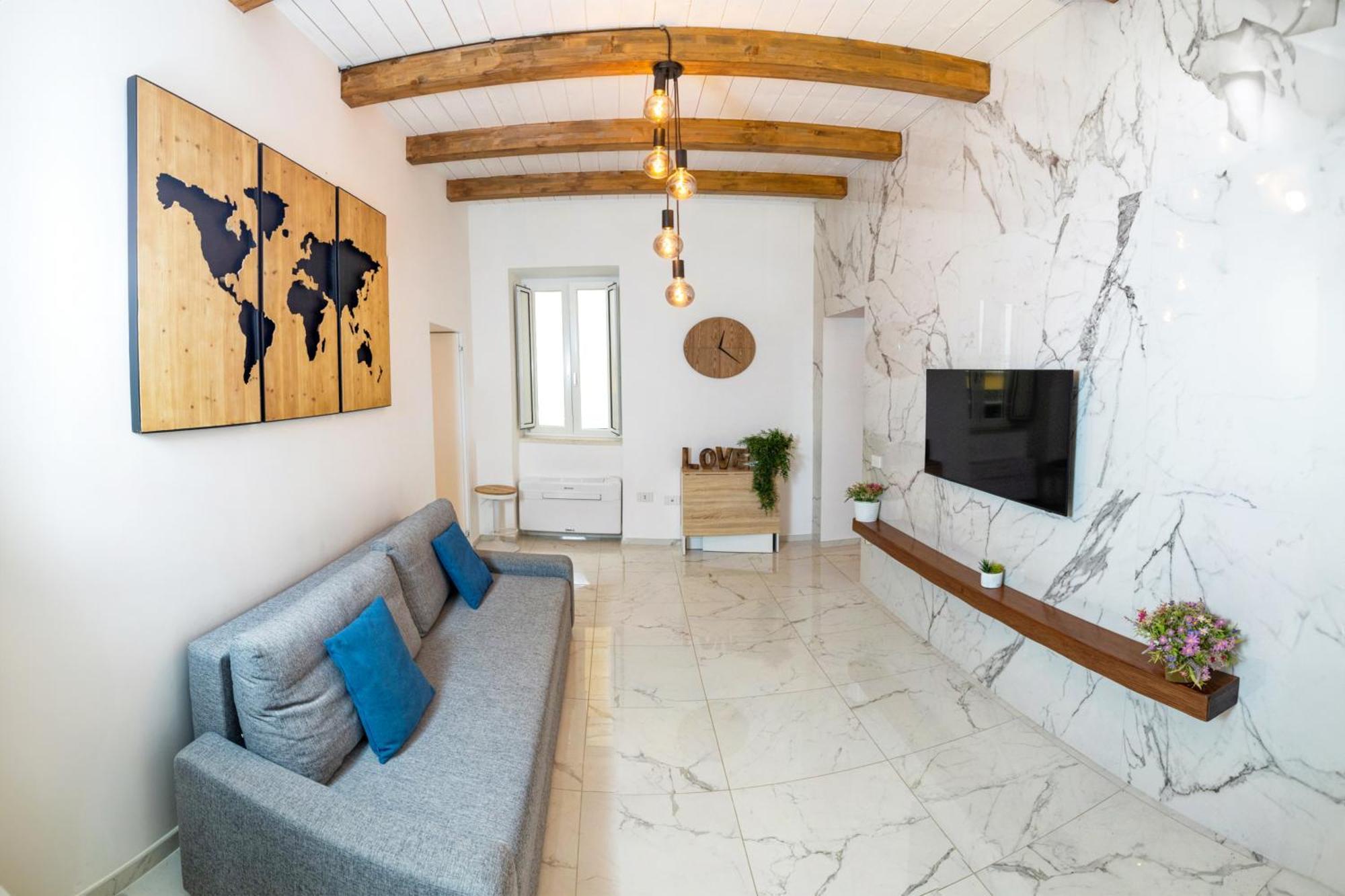 Luxury Apartment Salerno Center ภายนอก รูปภาพ