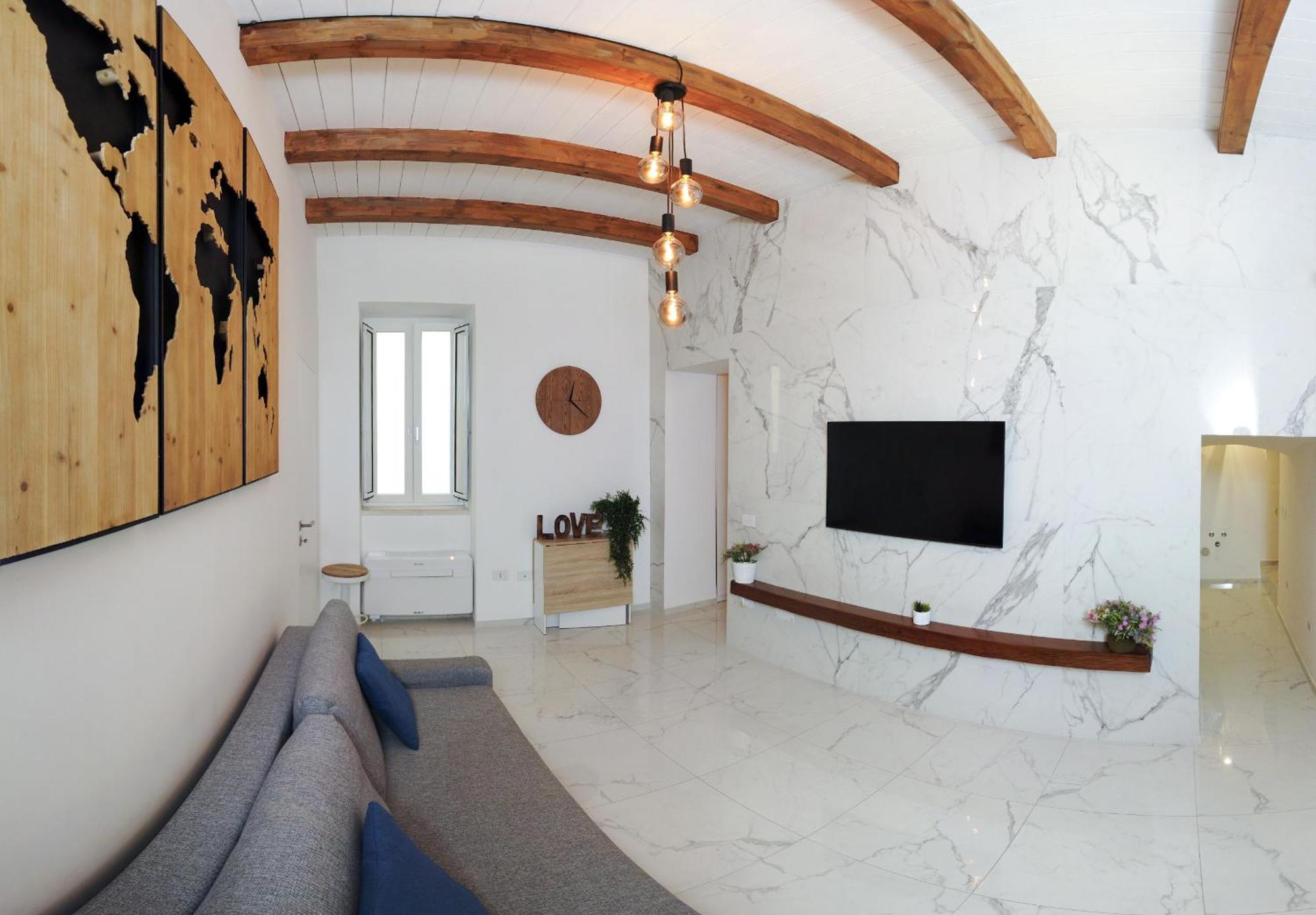 Luxury Apartment Salerno Center ภายนอก รูปภาพ