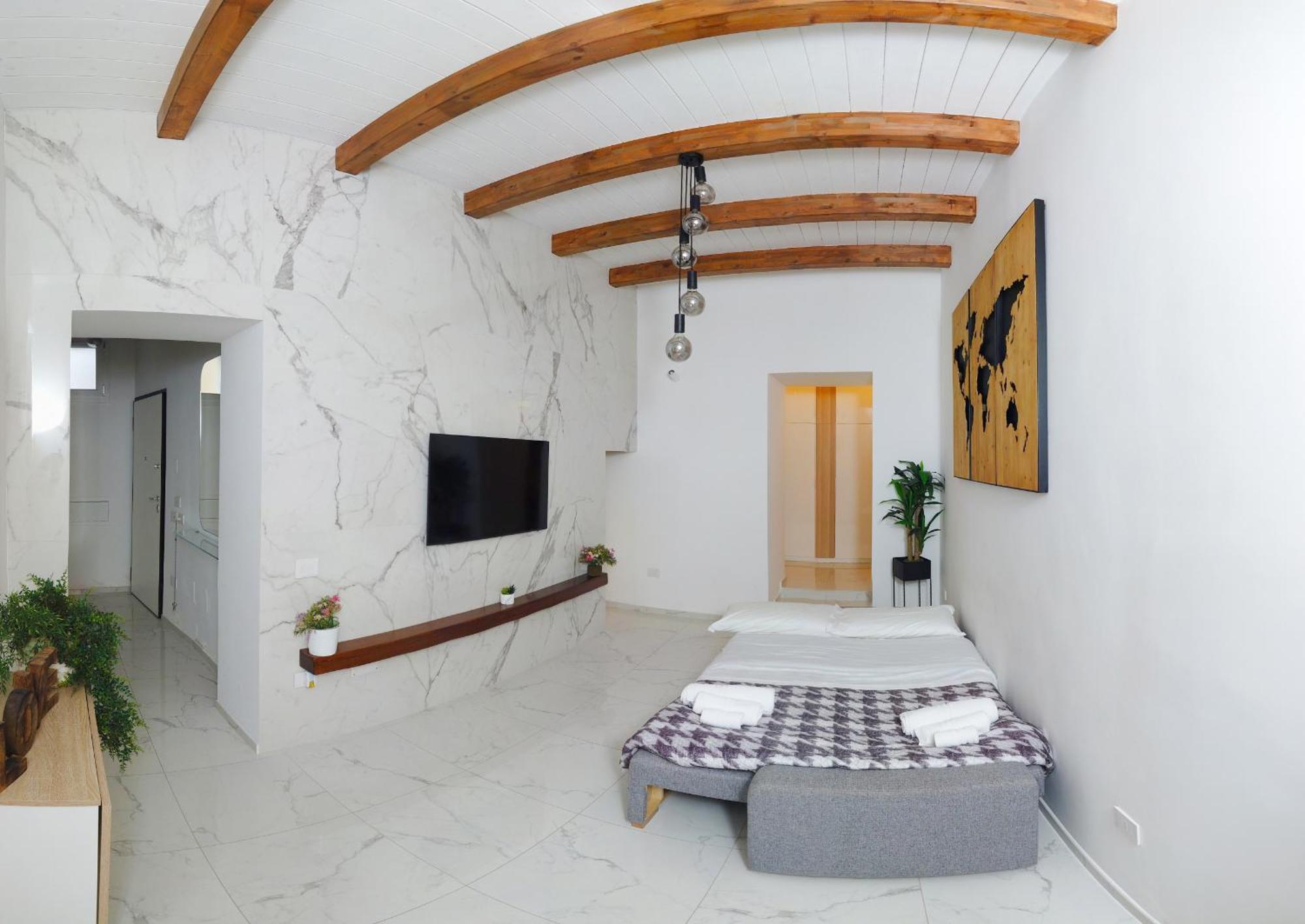 Luxury Apartment Salerno Center ภายนอก รูปภาพ