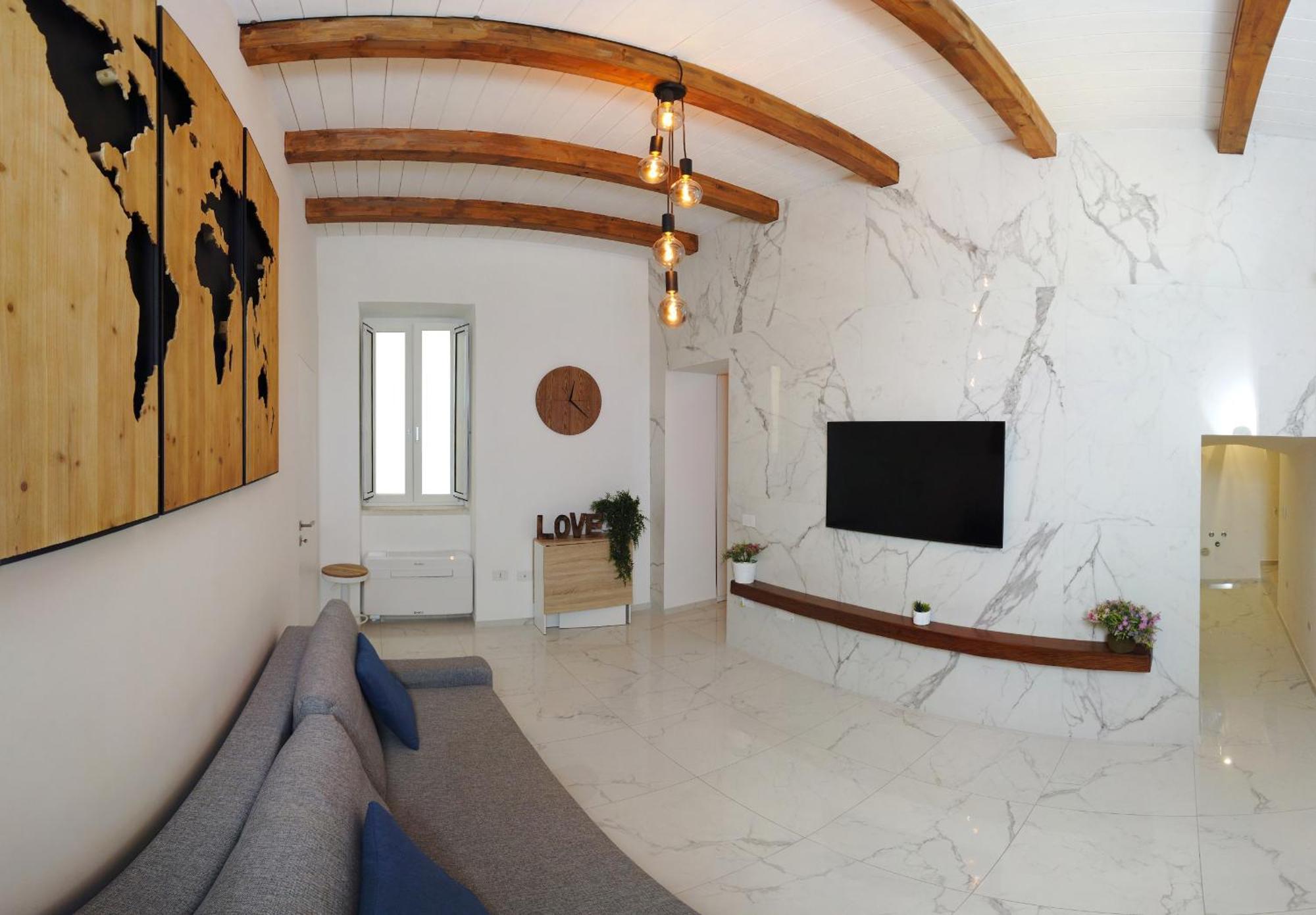 Luxury Apartment Salerno Center ภายนอก รูปภาพ
