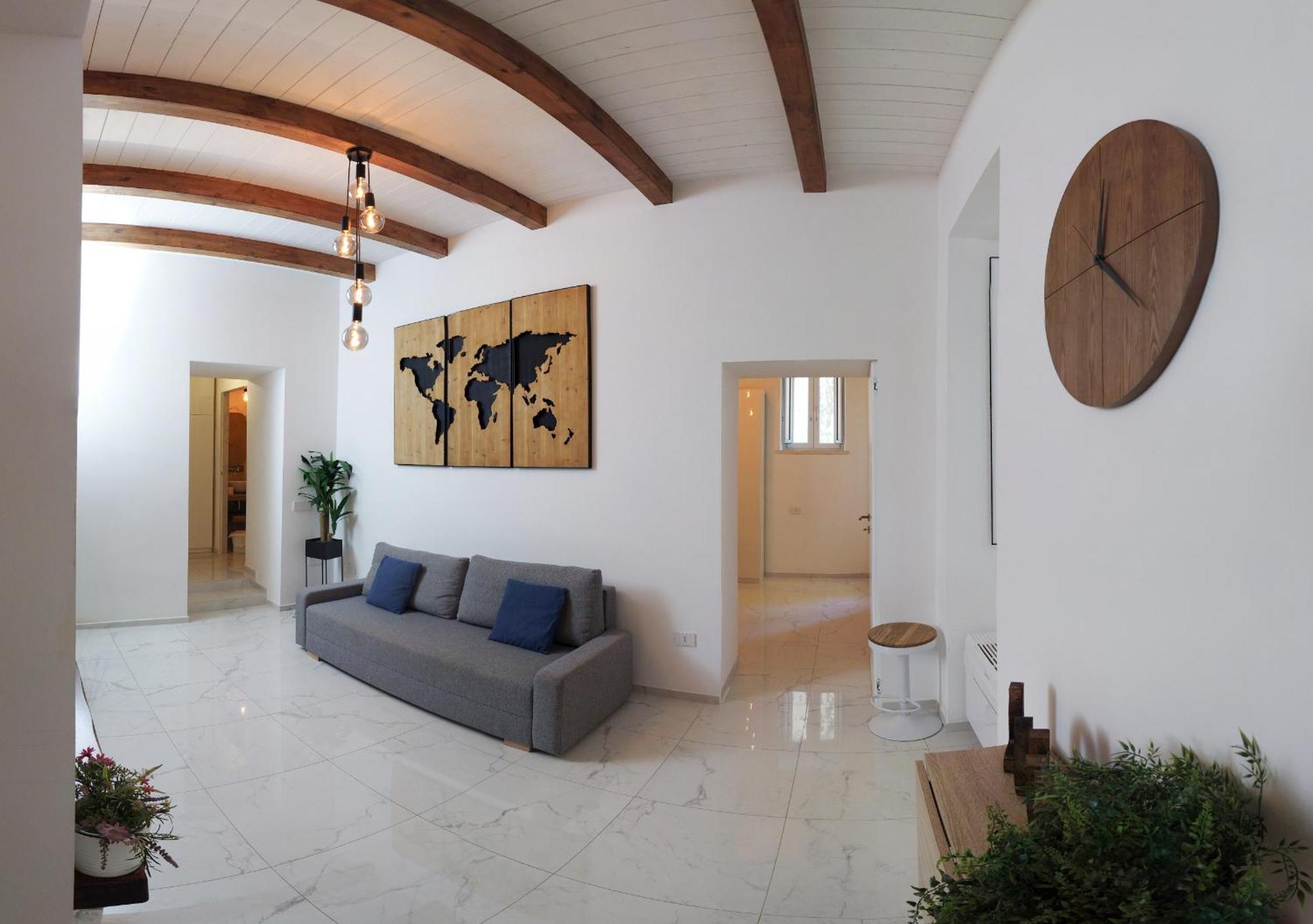Luxury Apartment Salerno Center ภายนอก รูปภาพ