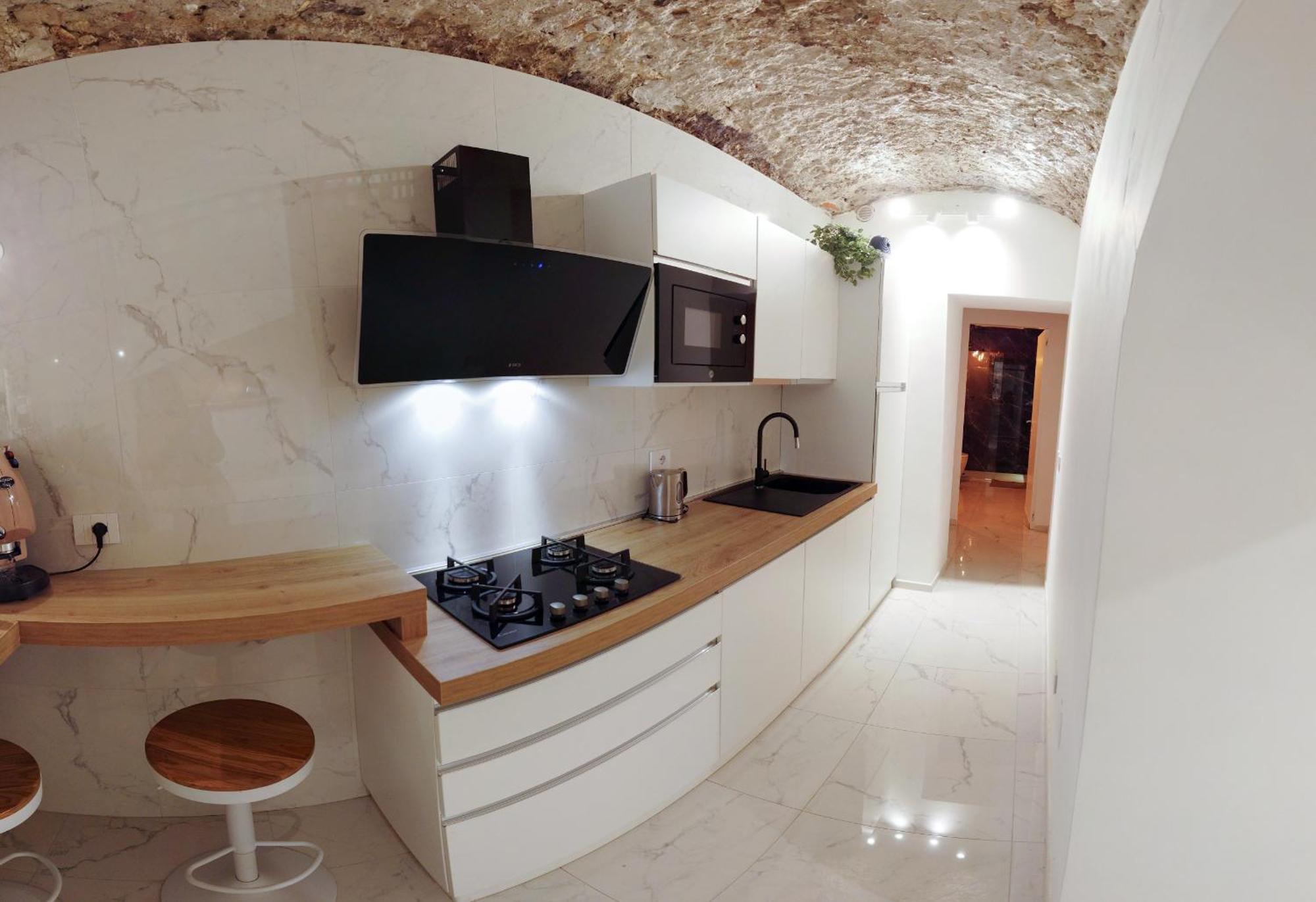Luxury Apartment Salerno Center ภายนอก รูปภาพ