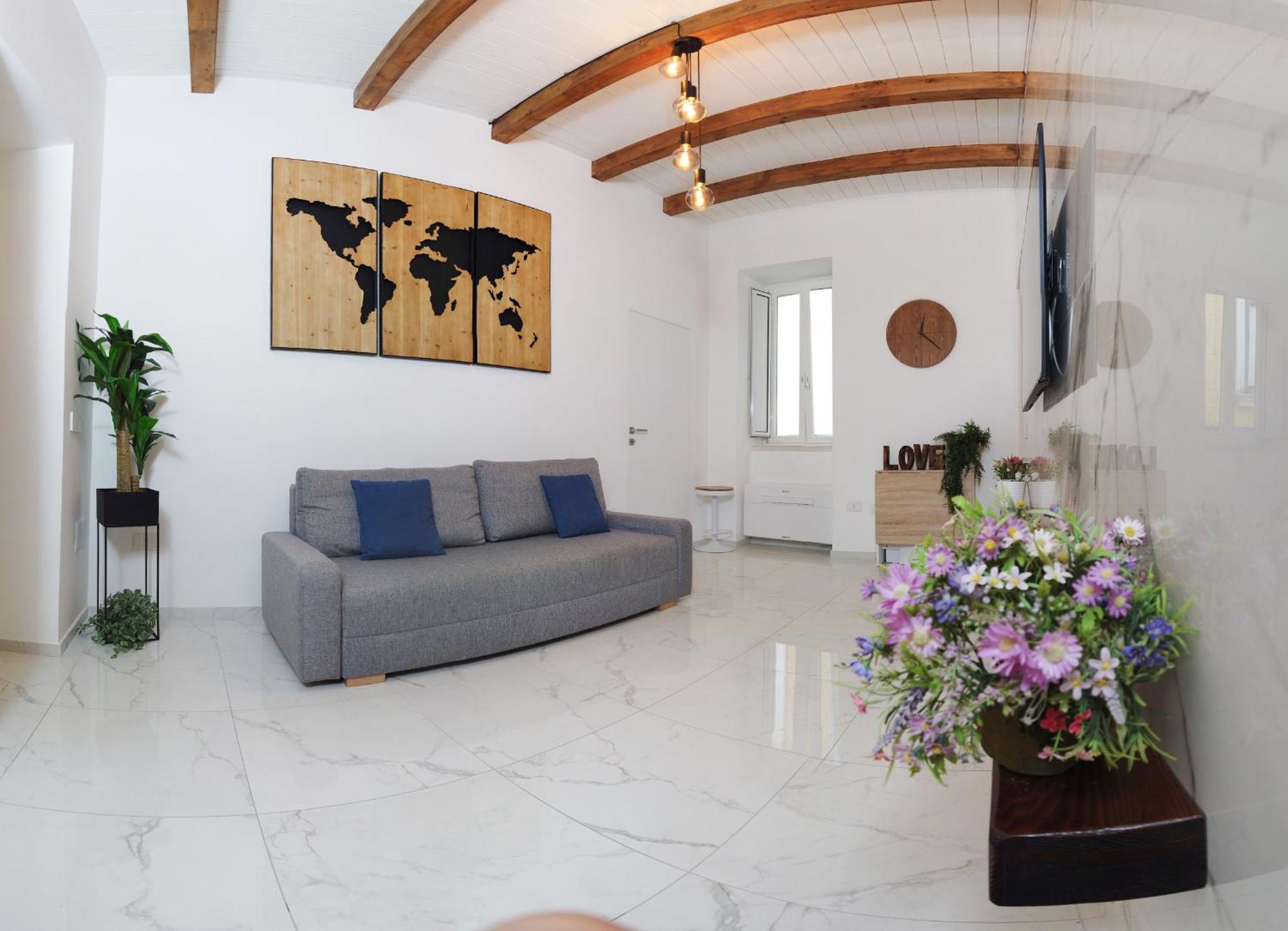 Luxury Apartment Salerno Center ภายนอก รูปภาพ